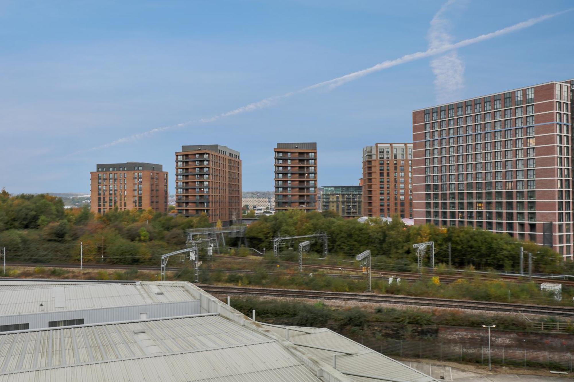 Springwell Suite - City Centre - Balcony & Pool Table - 3 Bed Leeds  Exterior foto